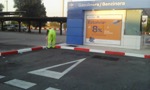 Pintat gasolinera Carrefour al Prat de llobregat per Arizona 2001